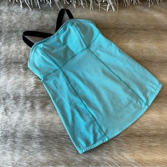 LULULEMON Run Catch Me Tank
Tonka Stripe Angle Blue 6 Built-In Bra Adj Straps - Picture 1 of 13